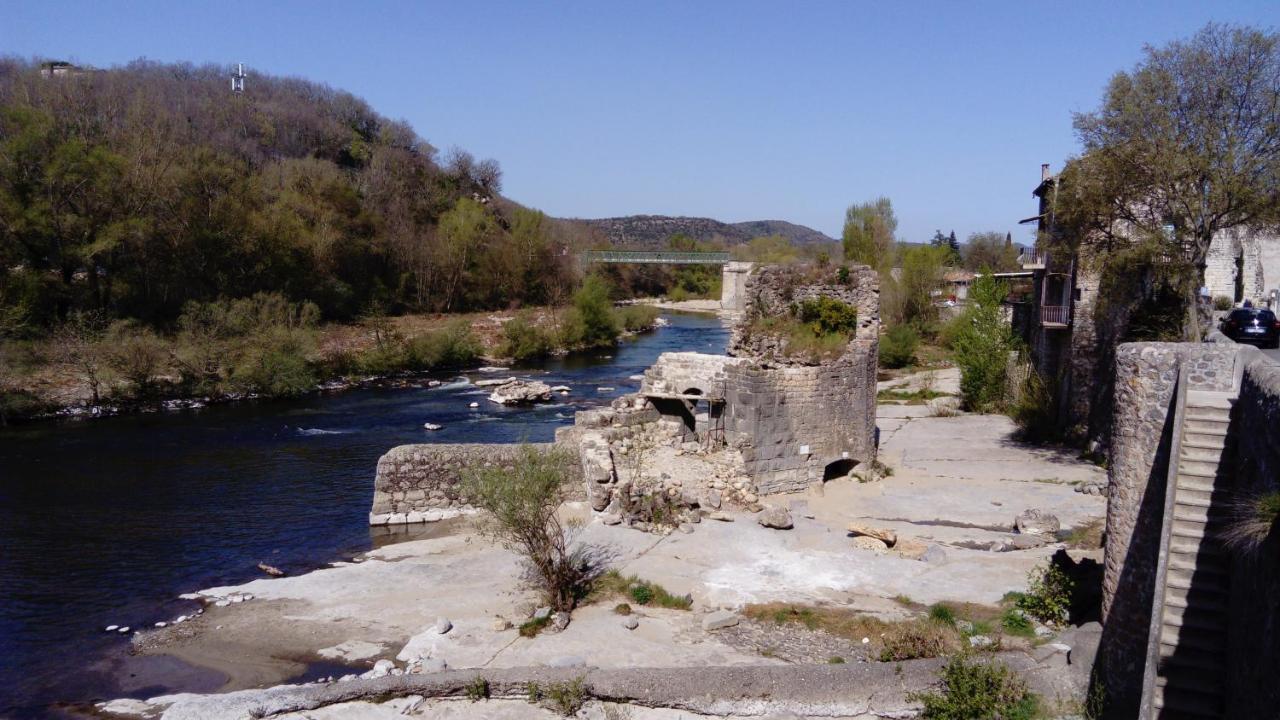 L'Oustau Bonur Bed & Breakfast Bourg-Saint-Andeol Exterior photo